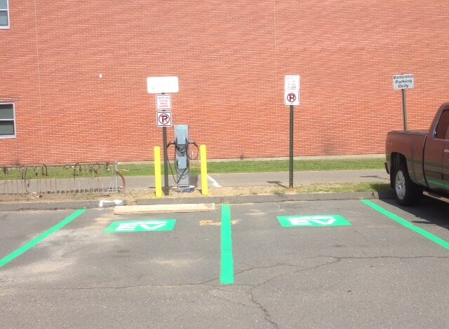 Electric Vehicle Charging Station Installation CT